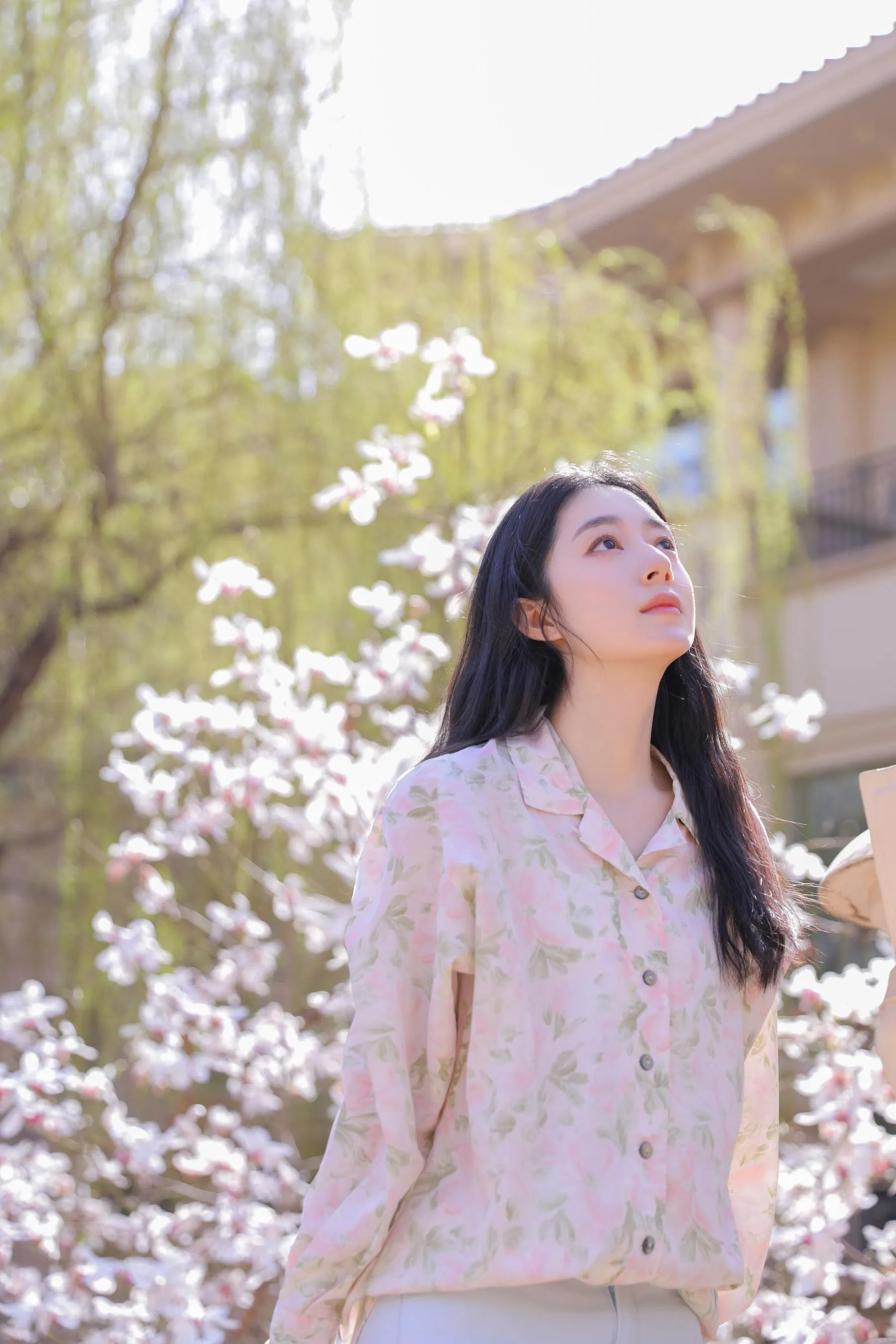 [YITUYU艺图语]2022.08.16 遇见白花树 SS [20P]插图1